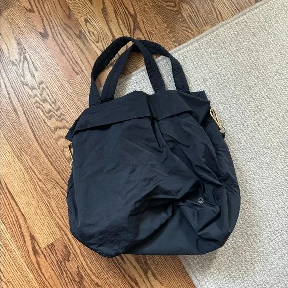 Lululemon On My Level Bag GOLD hardware dance edition Lululemon On My Level Bag GOLD hardware dance edition